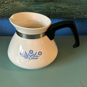 Vintage 6 Cup Corningware Cornflower Jug/pot
